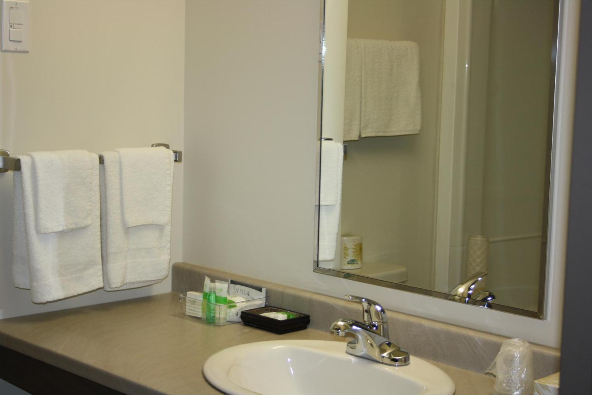 Crossroads Inn & Suites Paradise Quarto foto